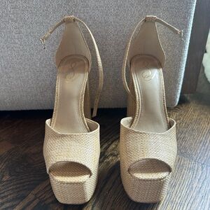 Sam Edelman Tan Platform Heels - Like new! Size 7